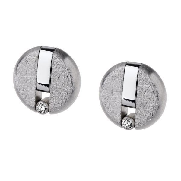 Ernstes Design, Ohrstecker, E759